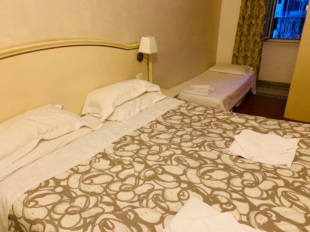 St. Peter Central Rooms B&B โรม ภายนอก รูปภาพ